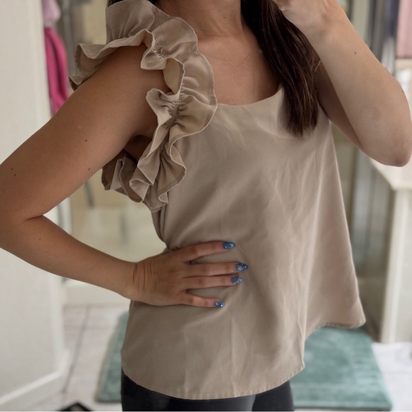 Ruffle Sleeve Top - Picture 3 of 3